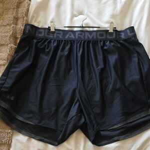 Under Armour Women's Black Athletic Shorts